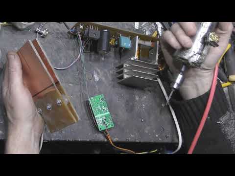 Видео: Мини дрель для печатных плат.