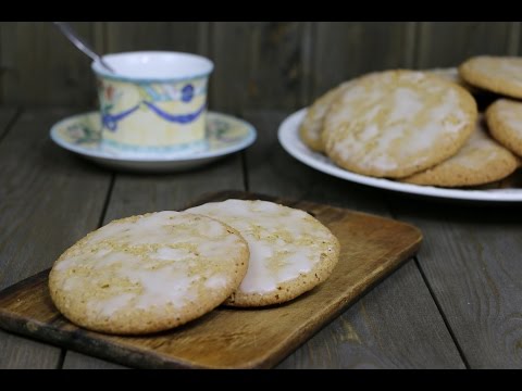 Видео: Овсяное печенье с корицей и лимонной глазурью