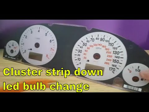 Видео: Как разобрать блок приборов и заменить светодиод на Ford Mondeo MK3 ST220
