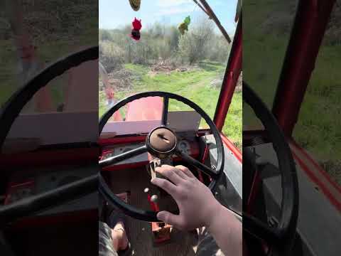 Видео: Как звучи легендата? Старт на владимирец т25 и управление!