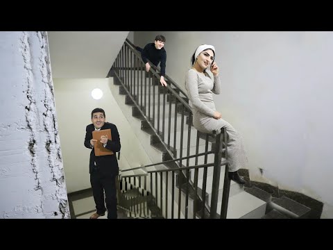 Видео: Малими нав студенткара движени кард