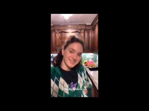 Видео: Лариса Гузеева показала как готовит её дочь.