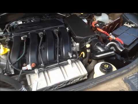 Видео: Рено Дастер 2 л . Мойка двигателя.