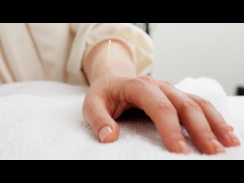 Видео: Лечим простуду по су джок. Школа здоровья 13/12/2014 GuberniaTV