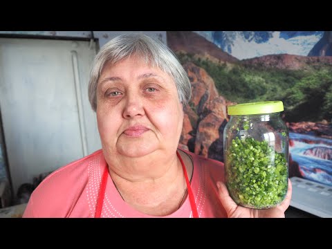 Видео: Как солить черемшу и как почистить черемшу, в какие блюда добавлять черемшу и соль для черемши ЗАСОЛ