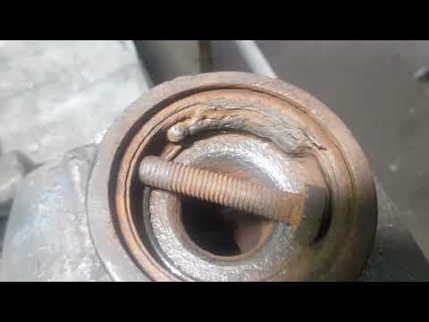 Видео: Замена подшипников торсиона VOLVO FH 12