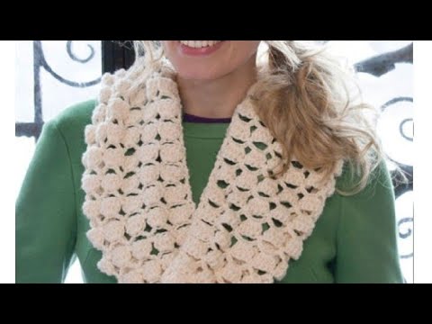Видео: Как связать шаль или куфию крючком быстро, простыми шагами и прекрасным результатом.