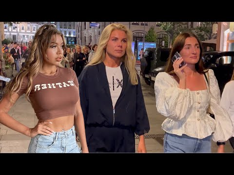 Видео: КРАСОТКИ НА КАЖДОМ ШАГУ💃❤️Adventures of Russian girls👍 at night Moscow 😱🔥РУССКИЕ КРАСАВИЦЫ В НОЧИ
