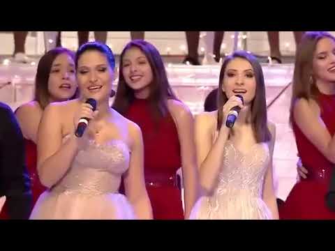 Видео: "Навън е ден"