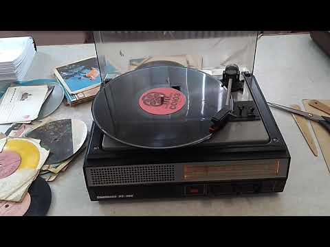 Видео: Серенада 208 , проигрыватель виниловых дисков.