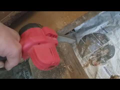 Видео: Мини пила цепная, Эдон. Практическое ознакомление с нюансами и работой.