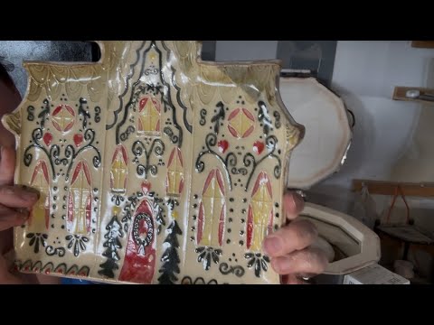 Видео: Разгрузка печи для обжига глазури! Много Рождества с капелькой осени! Успешного повторного обжига!