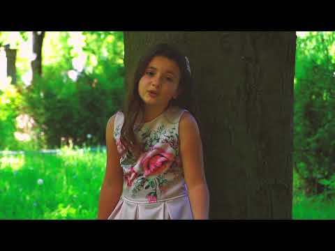 Видео: Ебру Хайрединова На баща си дъщеря