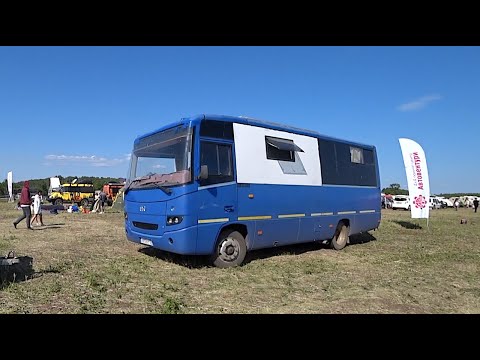 Видео: МУЖИК ПОСТРОИЛ АВТОДОМ из старого МАЗа