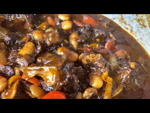 Видео: КАК ПРИГОТОВИТЬ ЛУЧШИЙ АУТЕНТИЧНЫЙ ЯМАЙСКИЙ РЕЦЕПТ БЫЧЬЕГО ХВОСТА С ИСПОЛЬЗОВАНИЕМ СКОРОВАРКИ