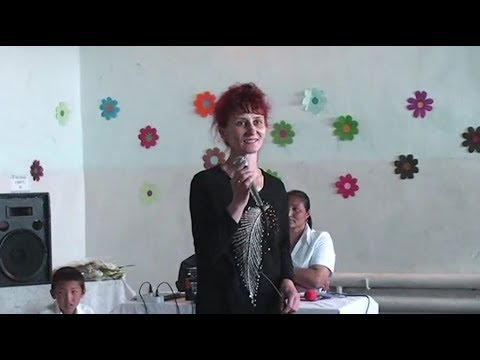 Видео: Чуева Светлана Николаевна - Прощай начальная школа!  г. Кок-Жангак, школа №1 (2013г.)