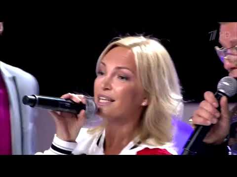 Видео: HI-FI и Митя Фомин - Беспризорник ("Сегодня вечером". Хиты нулевых. Эфир 19.01.2019)