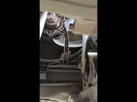 Видео: Удаление катализатора Nissan primera p12