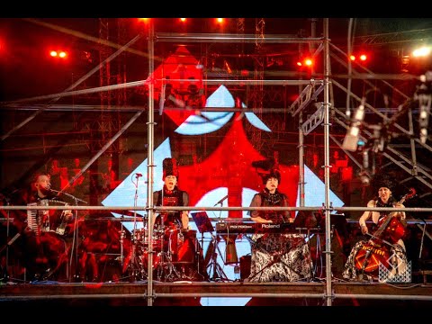 Видео: ДАХАБРАХА і YsOU: Пливе човен