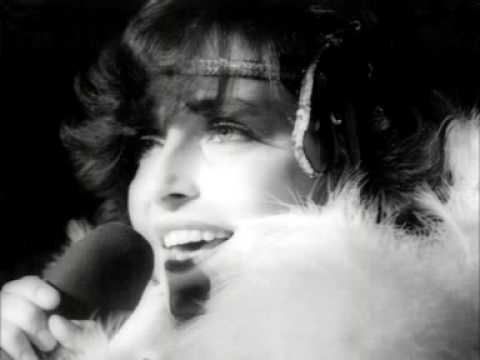 Видео: Камелия Тодорова - Стая на релси