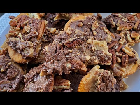 Видео: RITZ CRACKER COOKIES РОЖДЕСТВЕНСКИЙ КРЕК ПРАЗДНИЧНЫЙ ДЕСЕРТ ТАК ВКУСНО!