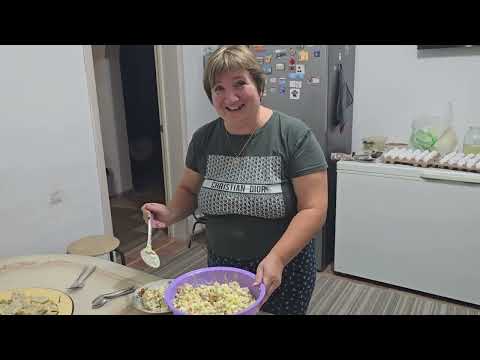 Видео: Готовлю мужу в дорогу , нужно и приготовить и всех накомить вообщем моя веселая жизнь 