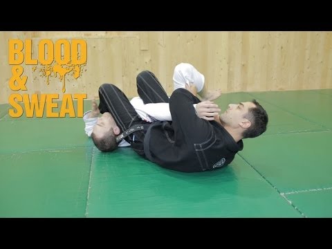 Видео: Школа БЖЖ. Урок 43. Комбинация кимура, рычаг локтя, американа, рычаг локтя