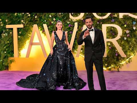 Видео: Ханде Эрчел и Барыш Ардуч |  Награды радости 2025 года