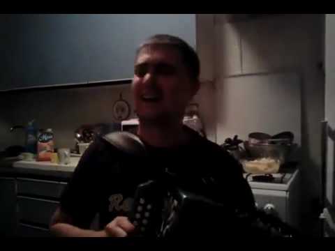 Видео: Максим Никулин На тропе(застольная)