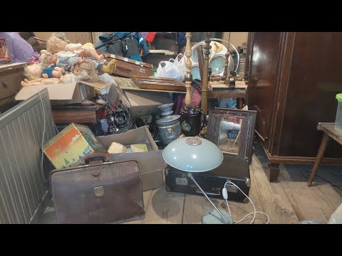 Видео: Разбираю сокровища старой подмосковной дачи