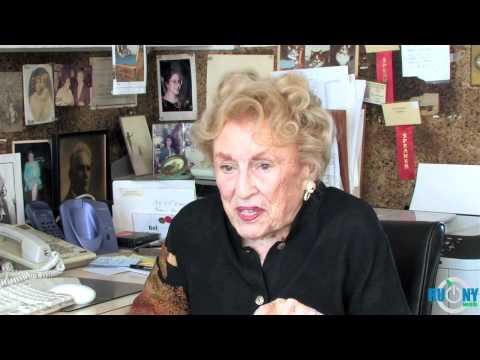 Видео: БЕЛ КАУФМАН в ЭНЦИКЛОПЕДИИ РУССКОЙ АМЕРИКИ