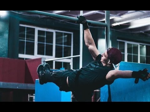 Видео: Самые сложные элементы STREET WORKOUT