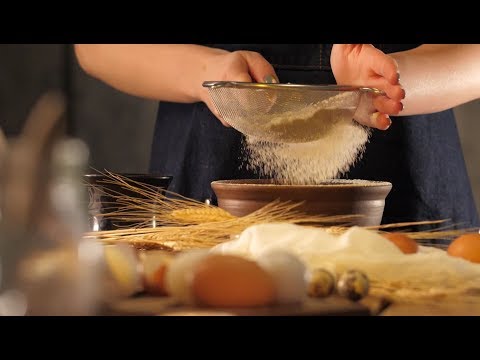 Видео: Мука: надо ли молоть самому и пора ли отказаться от глютена?