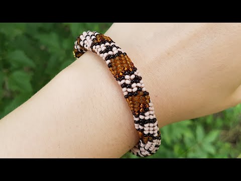 Видео: Herringbone beaded bracelet/DIY bracelet/Браслет из бисера/Браслет ПИТОН/Бисероплетение/Жгут иглой