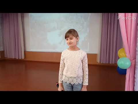 Видео: Песня " На солнечной поляночке" в исполнении Спатарь Софии Сергеевны