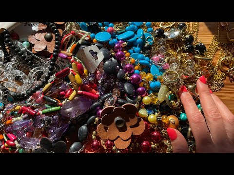 Видео: Перебираю бусы, рассказываю о творческих планах, много блеска и цвета #handmade 