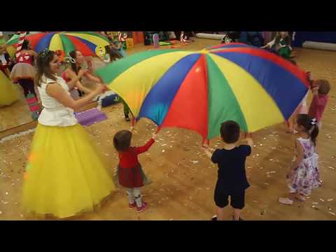Видео: Дитячага гра с парашутом