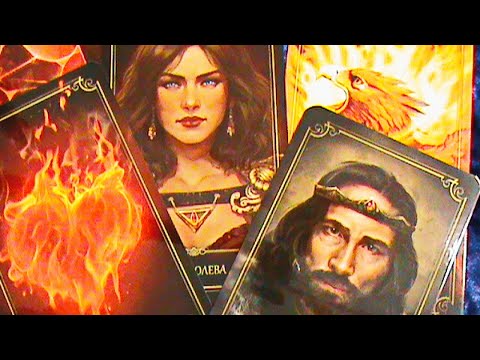 Видео: МУЖЧИНА В МОЕЙ ГОЛОВЕ ЕСТЬ ЛИ БУДУЩЕЕ С НИМ? | Таро гадание онлайн