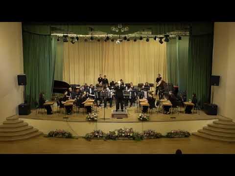Видео: "Румынский танец" Дирижирует Перова Анна.