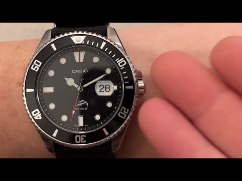 Видео: Мод Casio Duro: делаем окошко даты БОЛЬШЕ! - MDV 106, МНЕ ОЧЕНЬ НРАВИТСЯ ЭТОТ МОД!