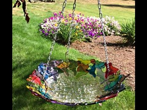 Видео: Стеклянная купальня для птиц