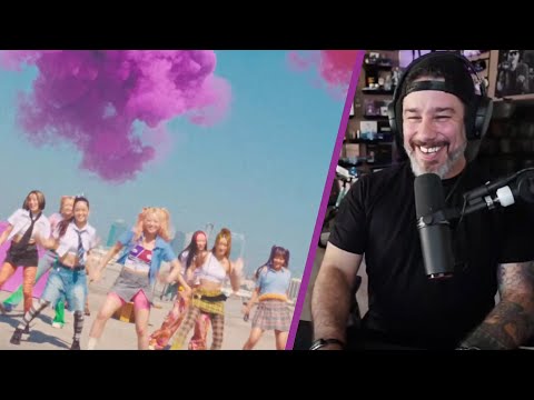 Видео: Реакция режиссера - XG - «NEW DANCE» (Multiverse MV)