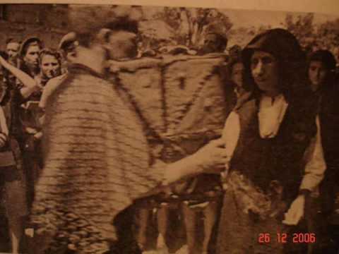 Видео: Обредни странджански танци - инстр.  група