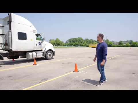 Видео: Класс A CDL Бэк-упражнение CDL КЛАСС А БЭК-УПРАЖНЕНИЕ MyCDL Buddy КЛАСС B