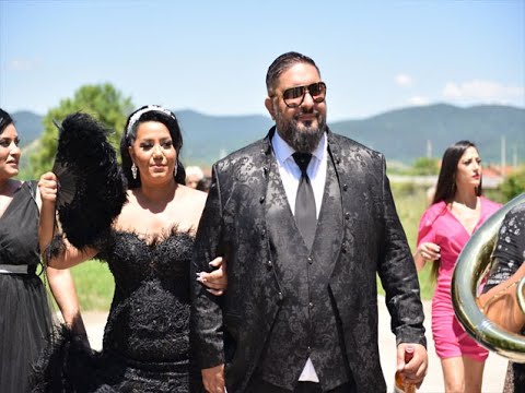 Видео: КУМОВЕ ВЕСКА И ГЕОРГИ СЕ ОТЧИТАТ НА СВАТБАТА НА БРАТ МУ МАРИН- БОТЕВГРАД