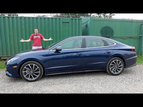 Видео: Hyundai Sonata 2020 года - это шокирующе богатый фишками среднеразмерный седан