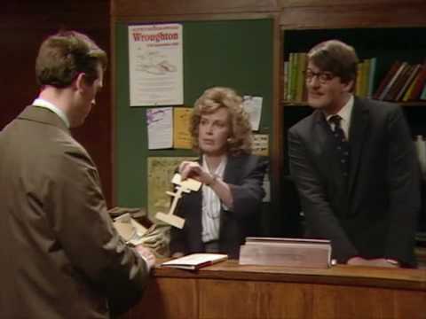 Видео: шоу Фрая и Лори 2.2