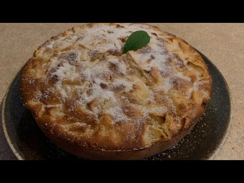 Видео: Яблучний пиріг/рецепт ##cookingvideo#apple#шарлоткапростийрецепт#food