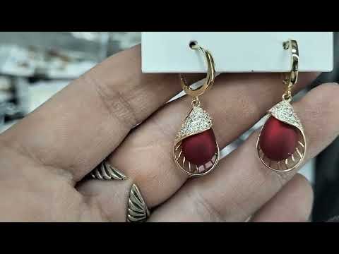 Видео: «Идеальные серьги: топ-5 трендовых моделей сезона . Заказ на ватсап +79083191849 