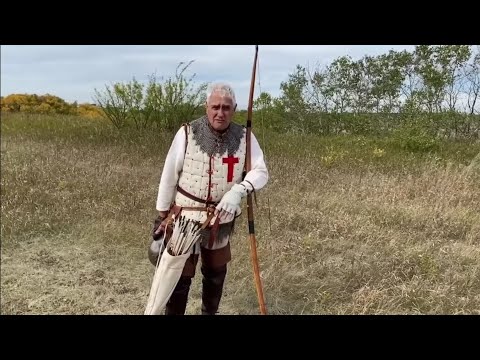 Видео: Вечерние пострелушки из лука 